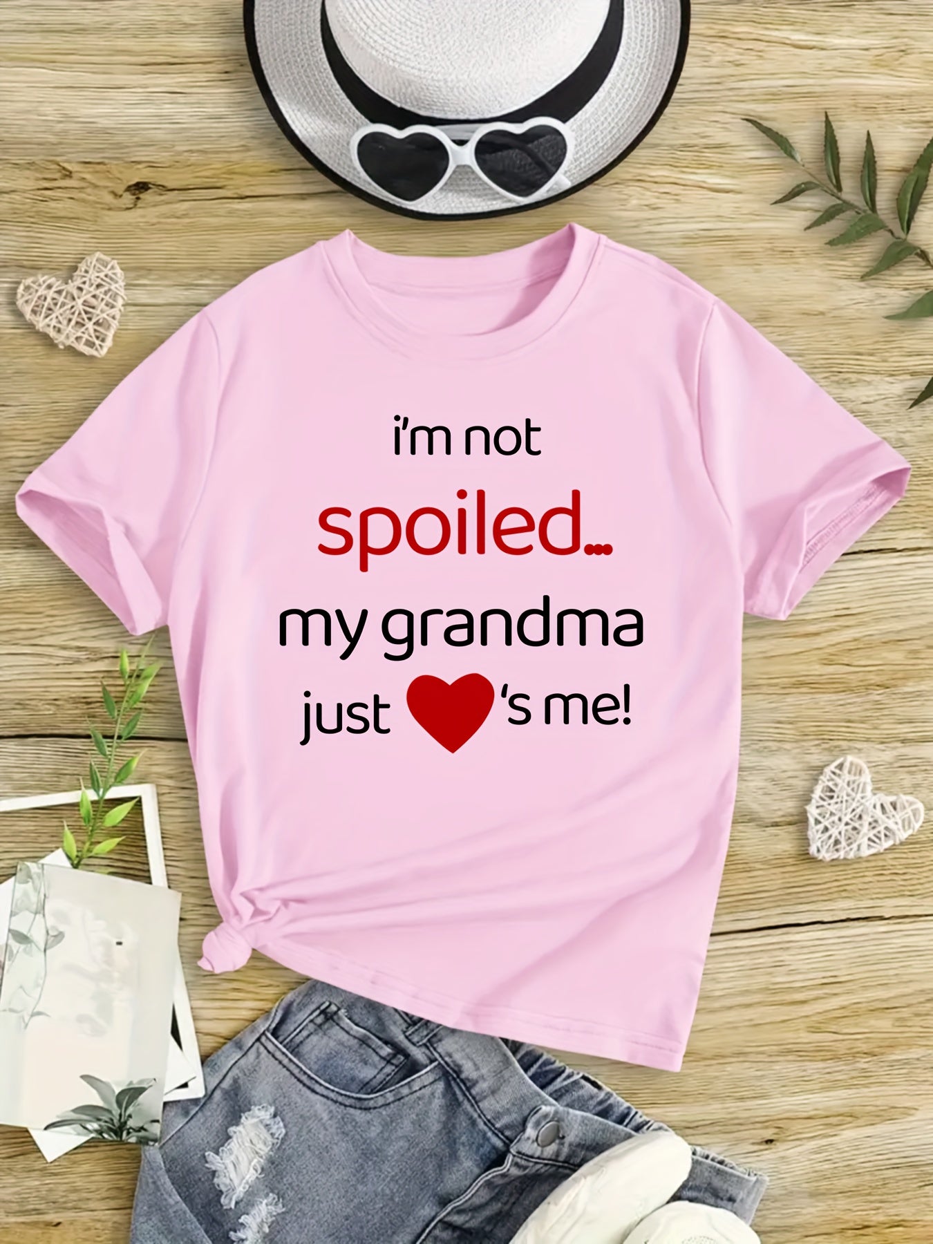 "My Grandma Just Loves Me" Girls' Positioning Printed T-shirts, Classic Crew Neck Short Sleeve T-Shirts, Comfortable & Stylish Tops For Summer, Spring & Fall, Kid T-shirt For Casual Everyday Wear, Ideal Gift For Girls